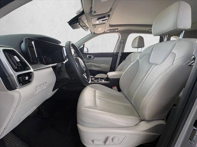 Used 2022 Kia Sorento SX image 10