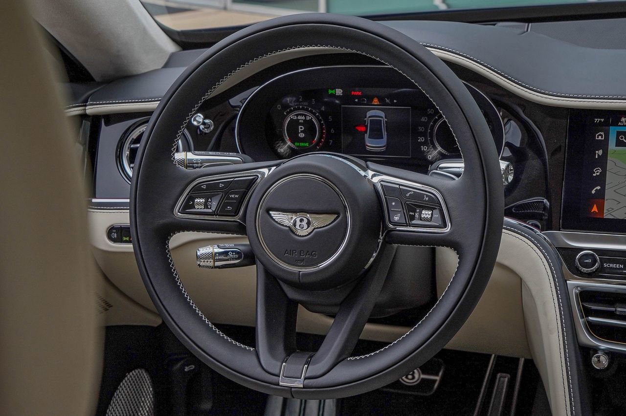 New 2026 Bentley Flying Spur Plug-In Hybrid image 37