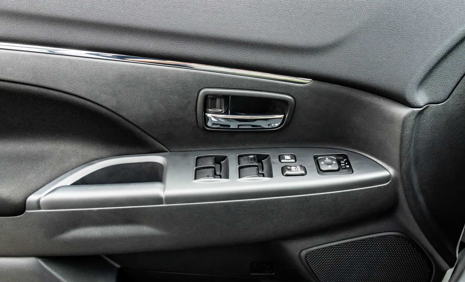 New 2024 Mitsubishi Outlander Sport Ralliart AWD/4WD image 29