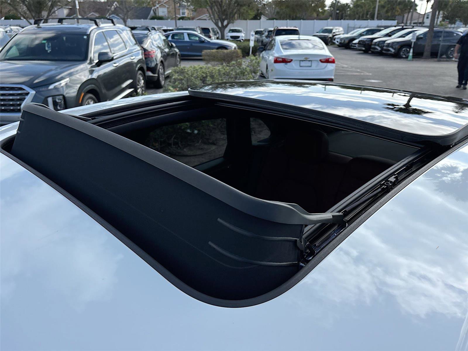 Used 2023 Porsche Macan S image 22