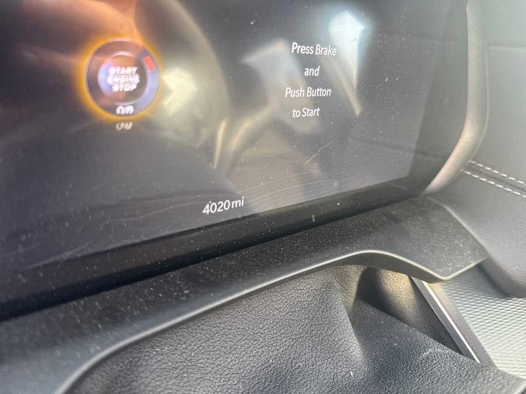 Used 2025 Jeep Grand Cherokee Laredo X w/ Luxury Tech Group I AWD/4WD image 34