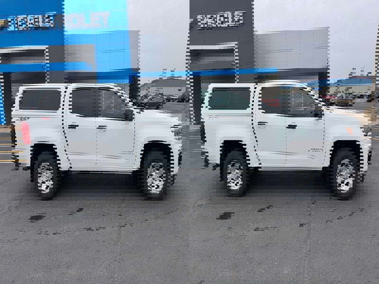 Used 2022 Chevrolet Colorado W/T w/ WT Convenience Package image 2