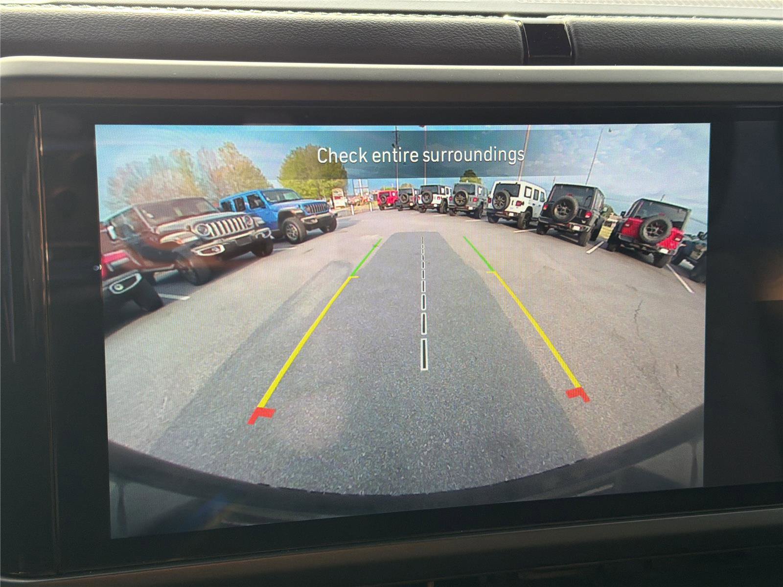 Used 2025 Jeep Wrangler Sahara w/ Safety Group image 30