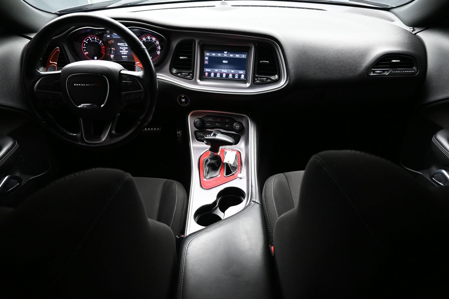 Used 2019 Dodge Challenger R/T w/ Driver Convenience Group RWD image 13