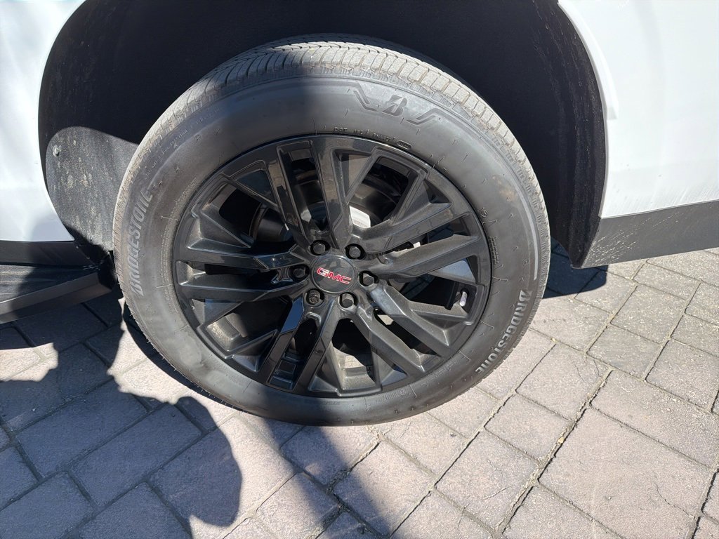 Used 2021 GMC Yukon XL SLT w/ SLT Luxury Package image 23