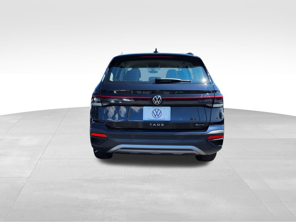 Used 2025 Volkswagen Taos S AWD/4WD image 6
