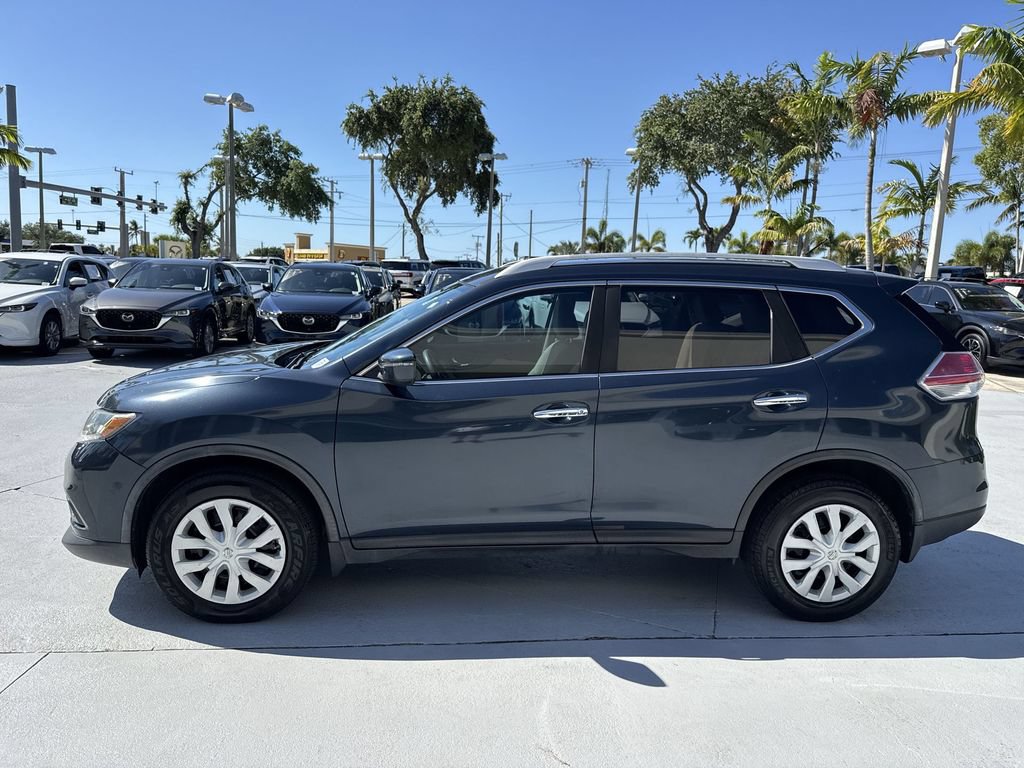 Used 2016 Nissan Rogue S w/ Appearance Package FWD image 11
