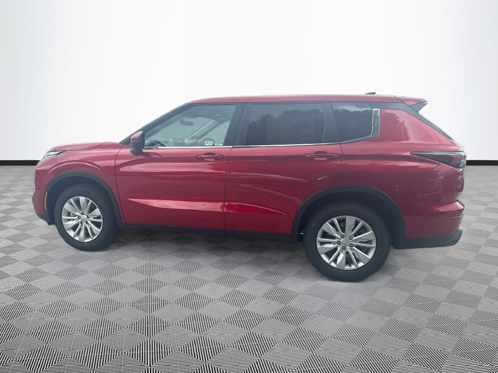 New 2026 Mitsubishi Outlander ES FWD image 8