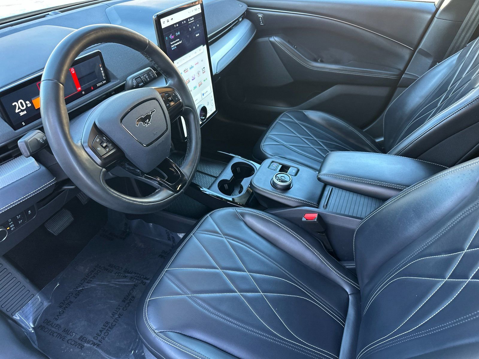 Used 2021 Ford Mustang Mach-E Select image 9