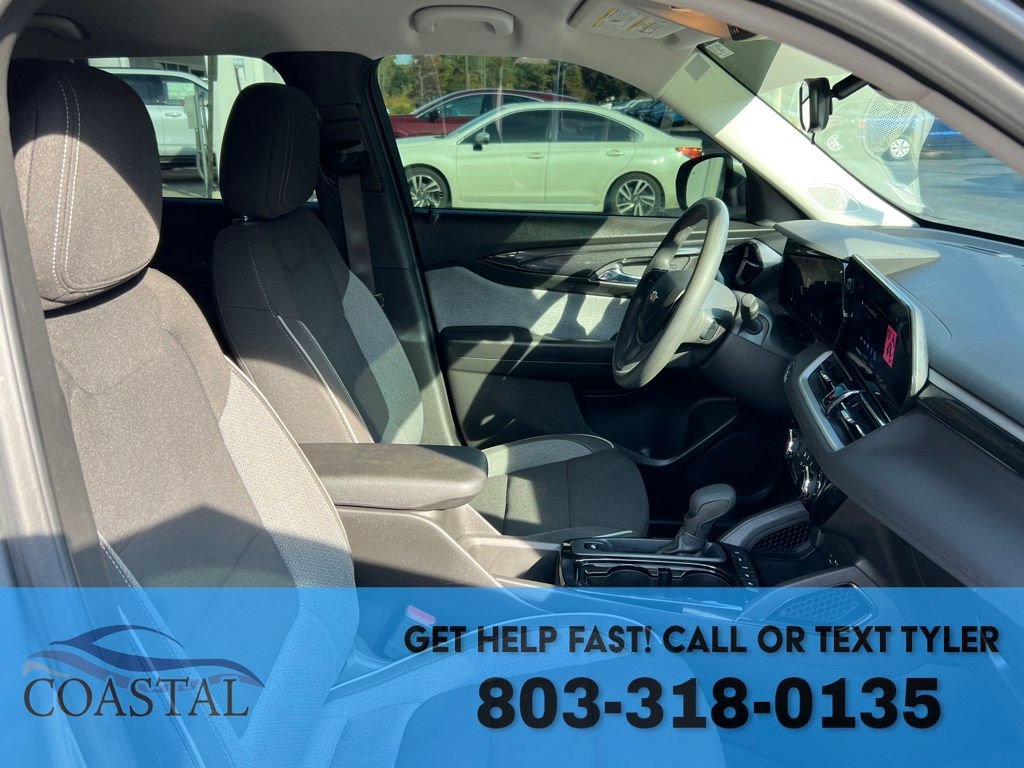 Used 2024 Chevrolet TrailBlazer LT w/ Driver Confidence Package image 22