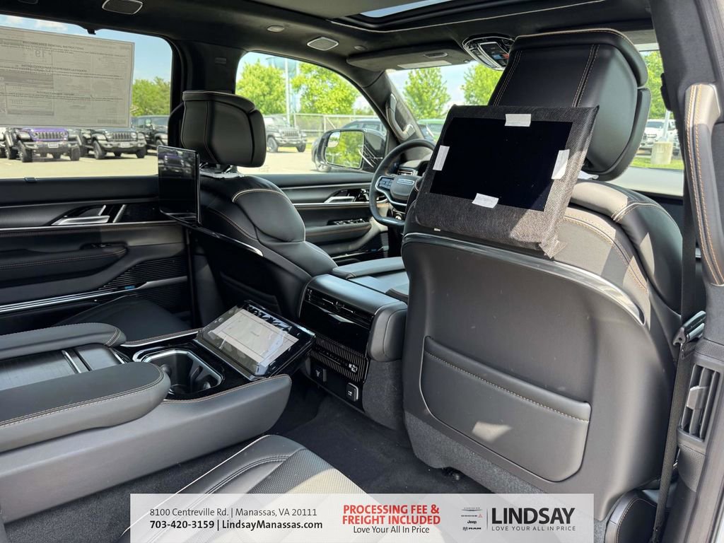 New 2026 Jeep Grand Wagoneer Summit AWD/4WD image 15
