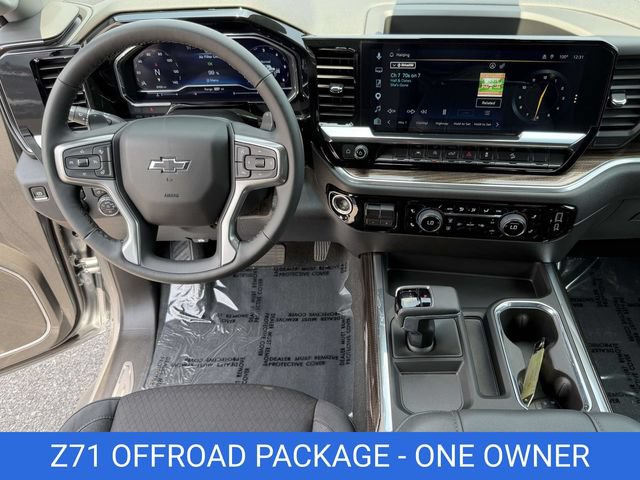 Certified 2025 Chevrolet Silverado 1500 RST AWD/4WD image 2