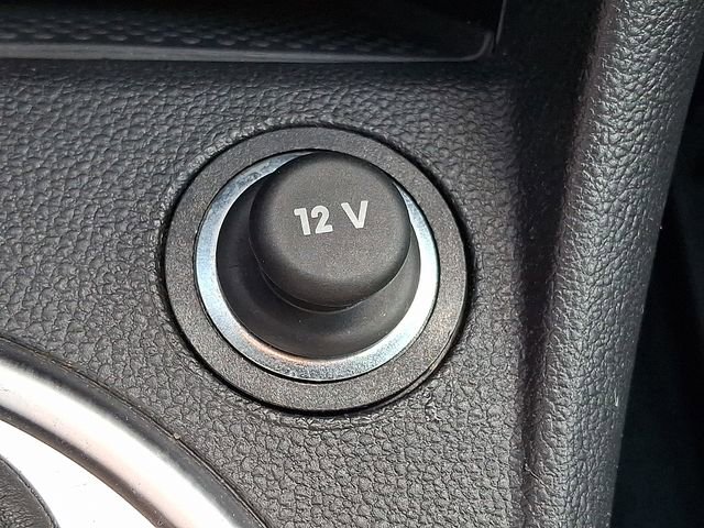 Used 2019 Volkswagen Beetle 2.0T S image 25