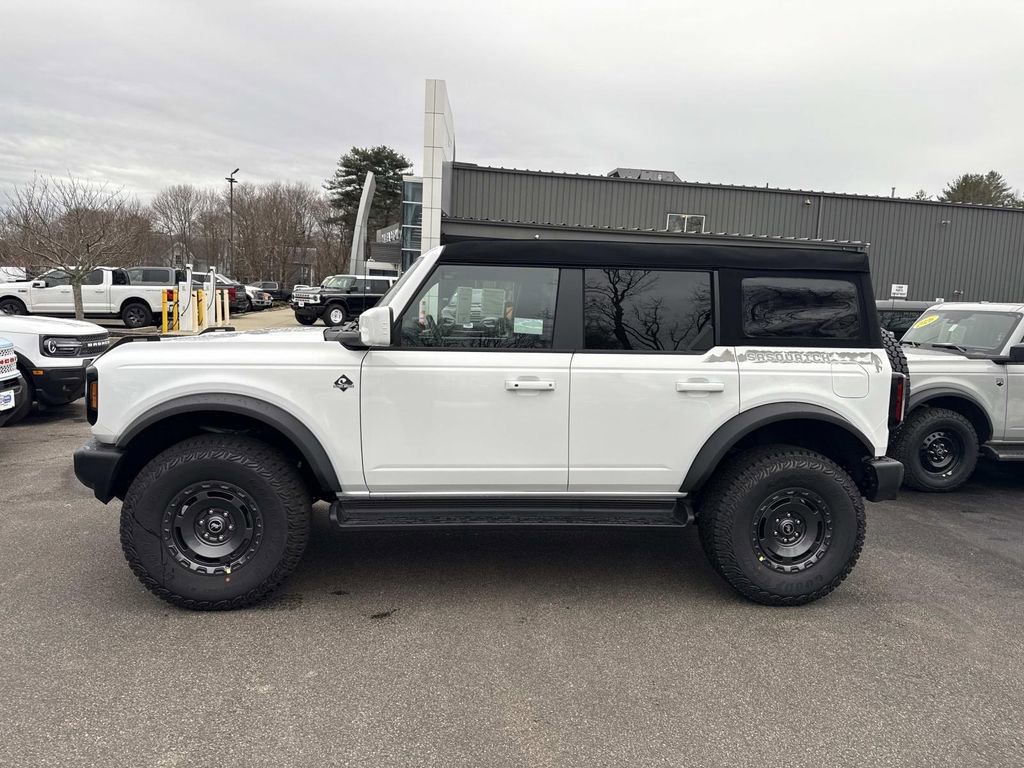 New 2025 Ford Bronco Outer Banks w/ Sasquatch Package AWD/4WD image 34