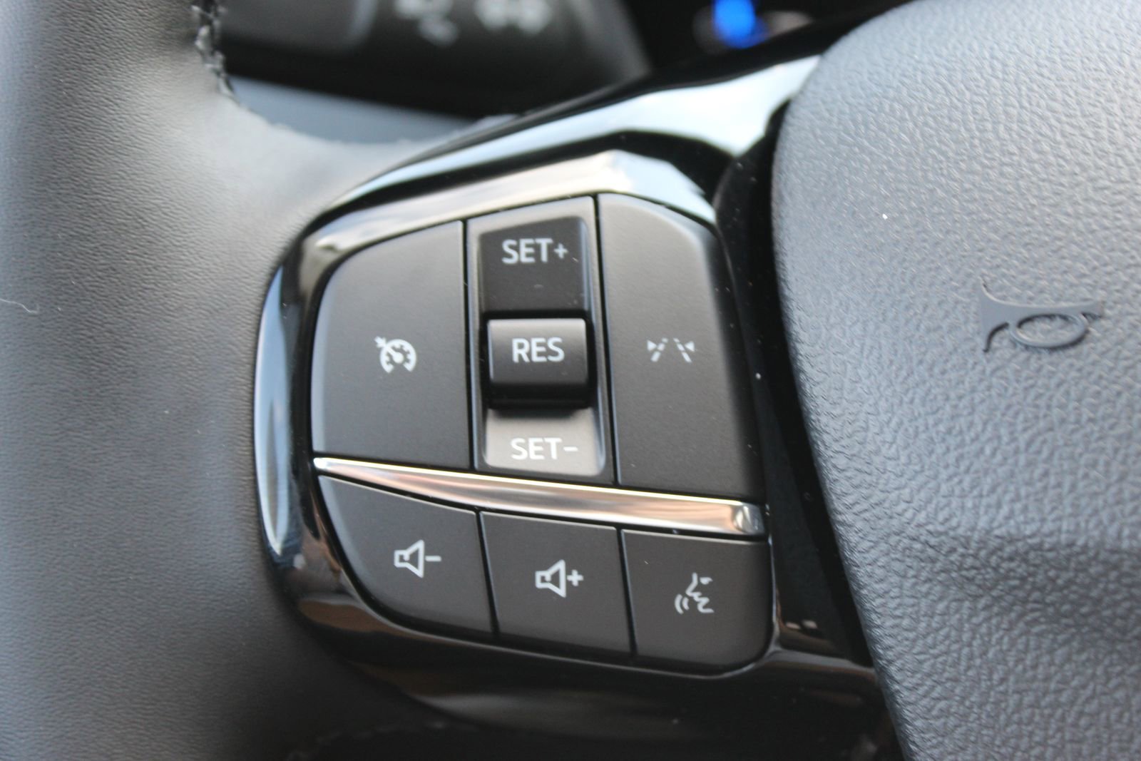 New 2026 Ford Escape Active w/ Cold Weather Package image 22