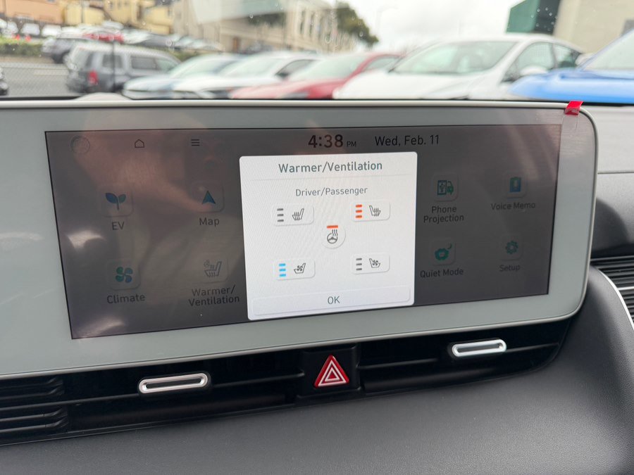 Used 2024 Hyundai Ioniq 5 Limited image 29