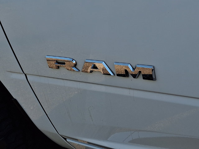 Used 2024 RAM 2500 Big Horn AWD/4WD image 32