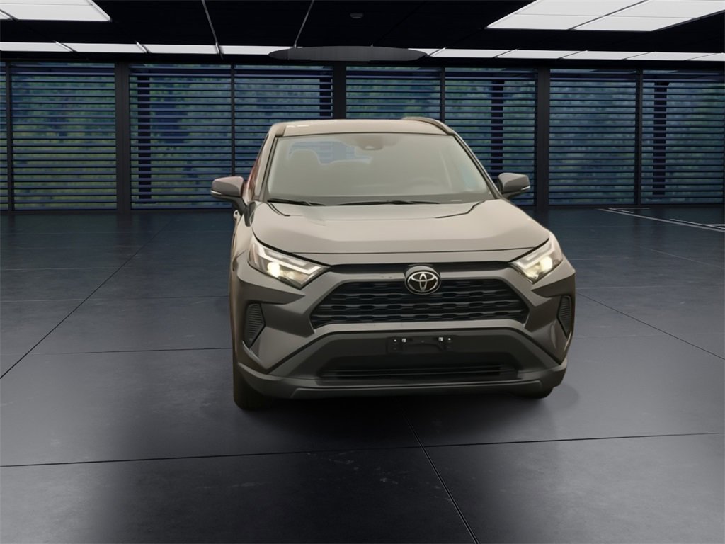 Used 2023 Toyota RAV4 XLE image 3