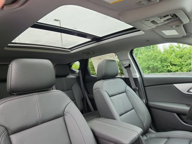 New 2026 Chevrolet Blazer LT w/ Sound & Technology Package FWD image 14