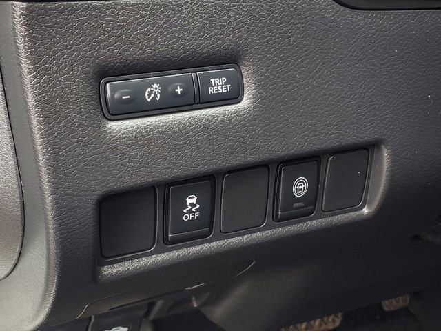 Used 2023 Nissan Murano SV image 14