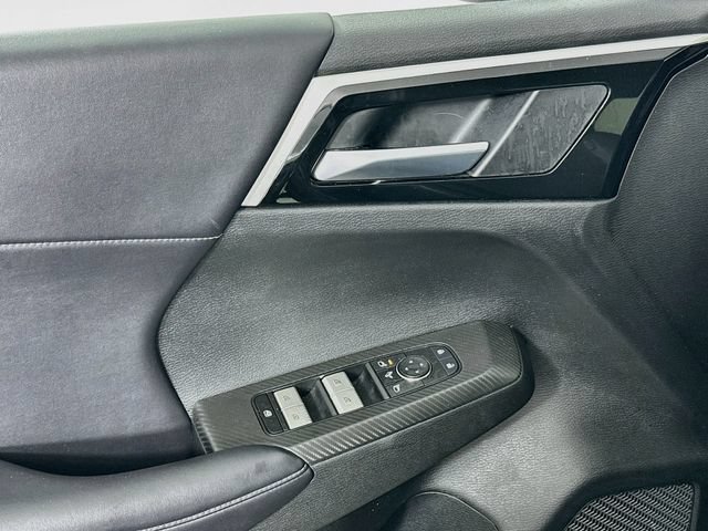 Used 2024 Mitsubishi Outlander SE AWD/4WD image 24