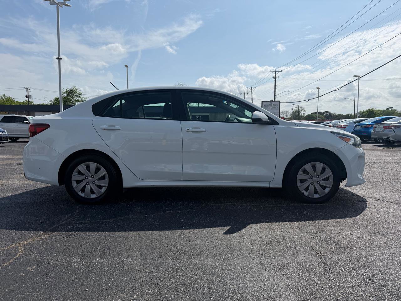 Used 2020 Kia Rio LX image 4
