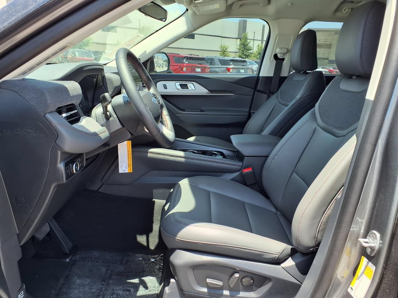 New 2026 Ford Explorer Active w/ Active Comfort Package AWD/4WD image 18