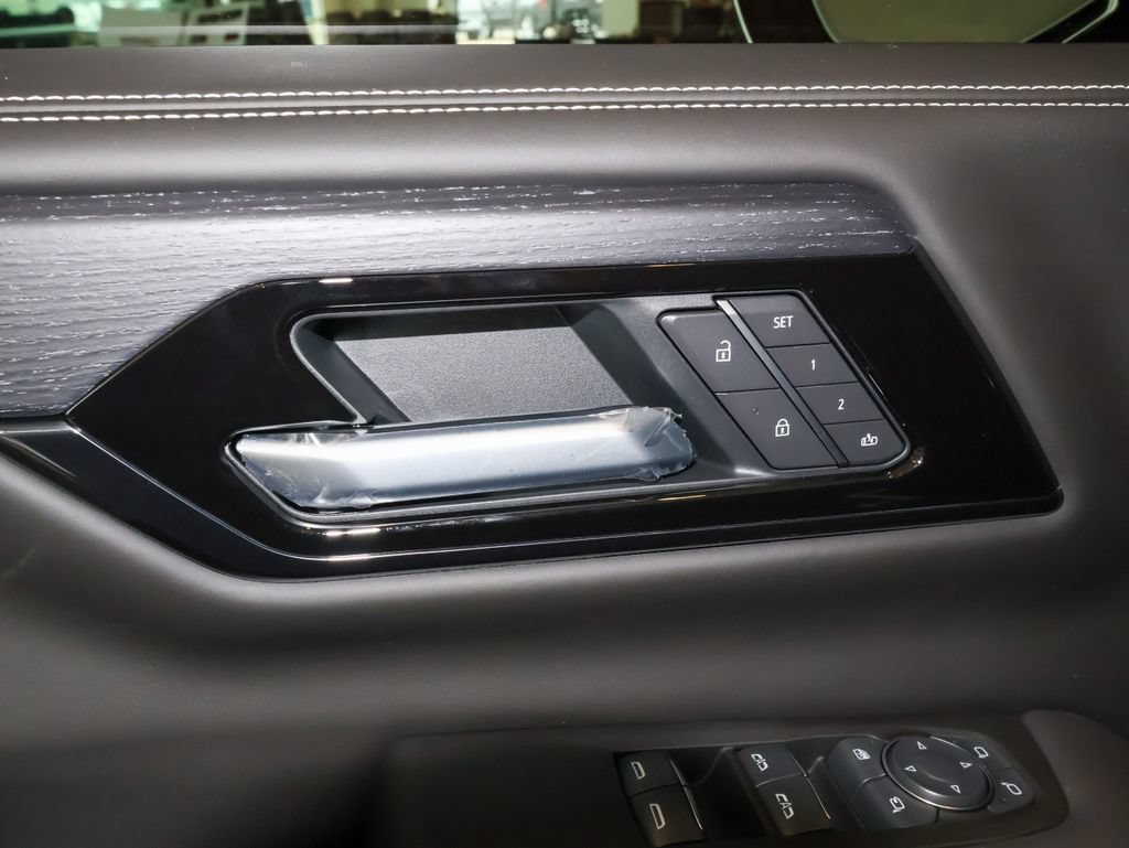 New 2026 GMC Yukon XL AT4 Ultimate AWD/4WD image 20