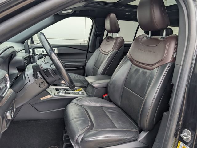 Used 2020 Ford Explorer Platinum w/ Premium Technology Package AWD/4WD image 8