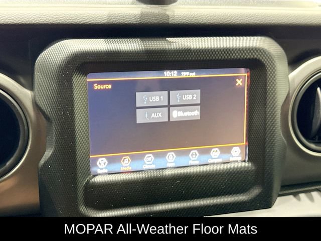 Used 2022 Jeep Wrangler Willys image 34