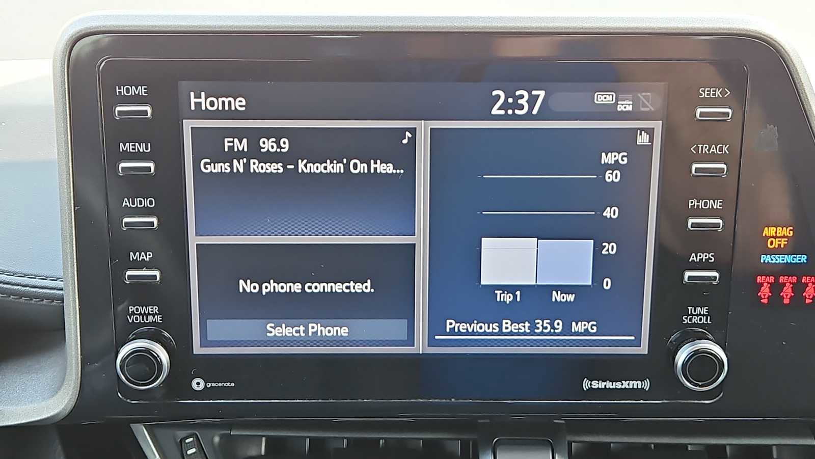 Used 2021 Toyota C-HR LE FWD image 19