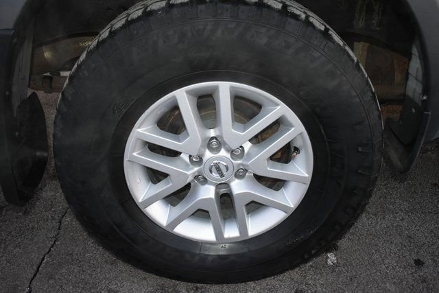 Used 2020 Nissan Frontier SV image 38