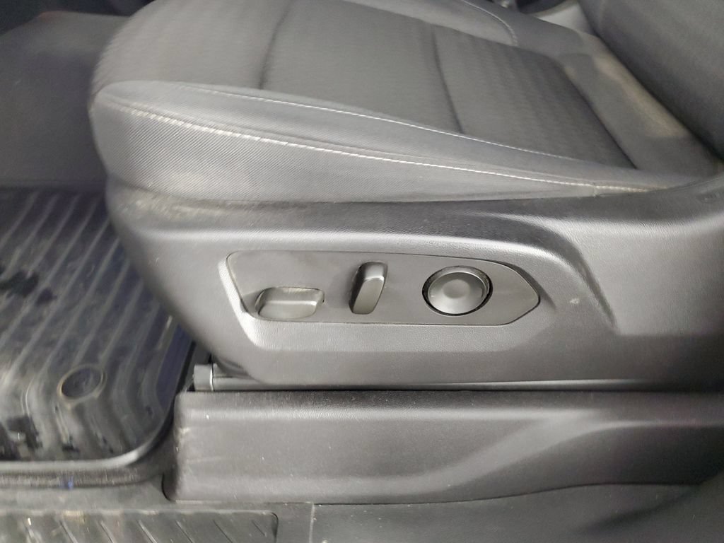Used 2024 Chevrolet Silverado 1500 Custom Trail Boss w/ LPO, Dark Essentials Package AWD/4WD image 30