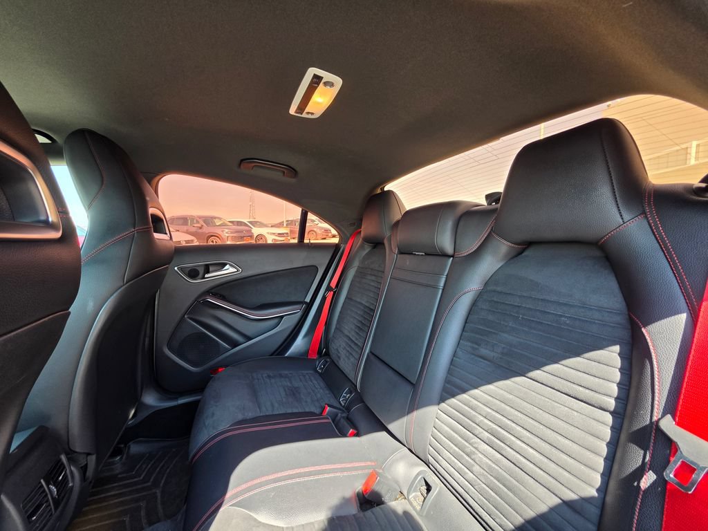 Used 2016 Mercedes-Benz CLA 250 image 19
