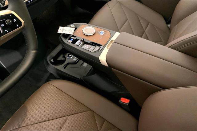 New 2026 BMW iX xDrive45 w/ Executive Package image 6