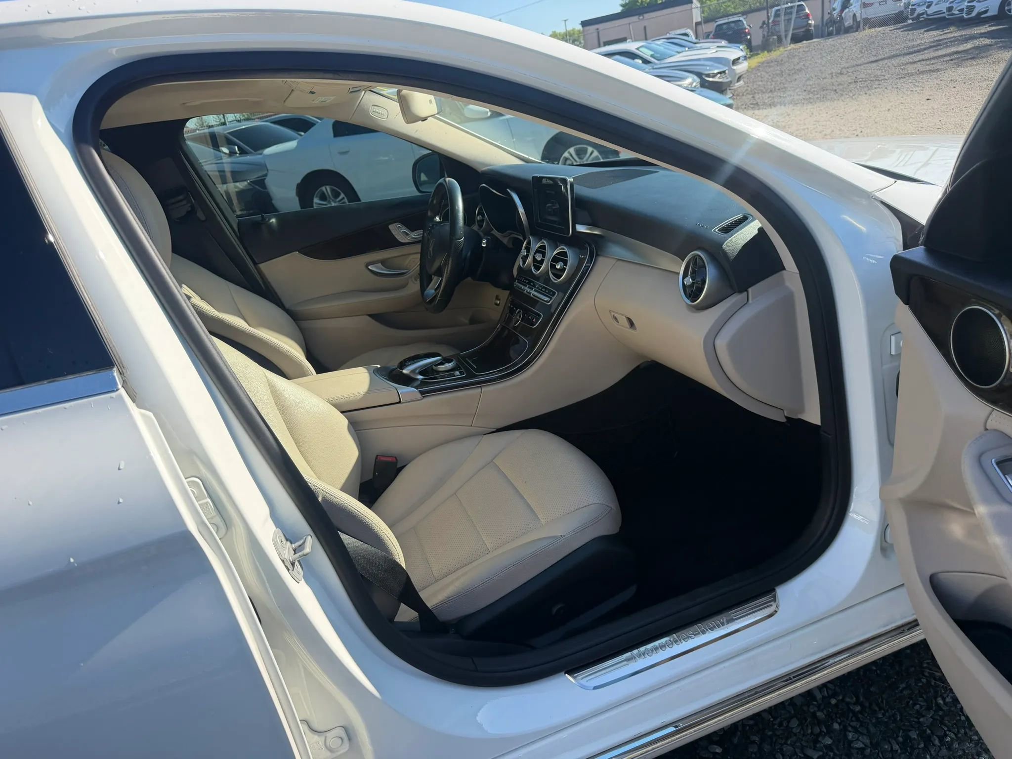 Used 2015 Mercedes-Benz C 300 4MATIC Sedan image 12