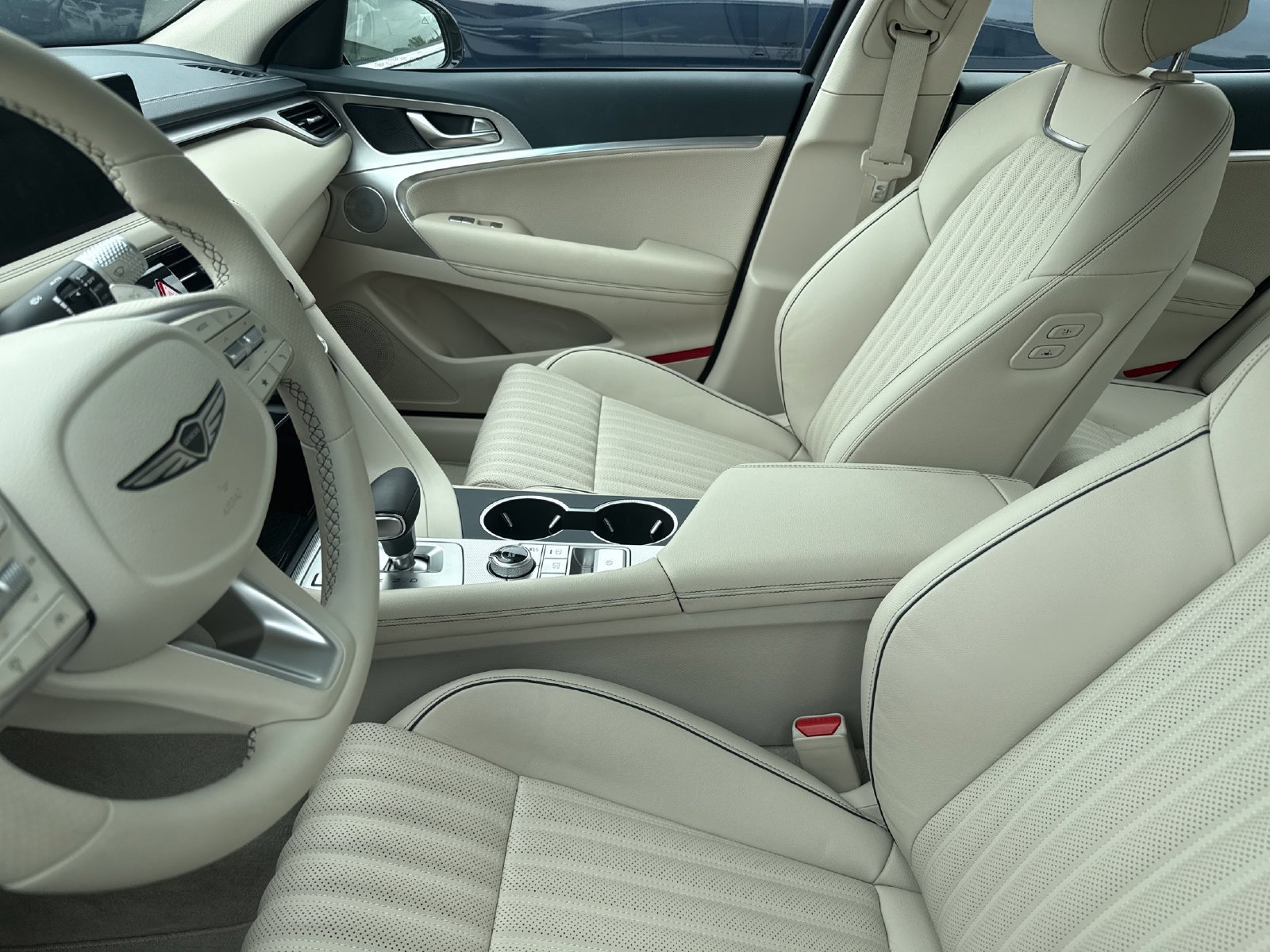 Used 2026 Genesis G70 2.5T Prestige AWD/4WD image 15