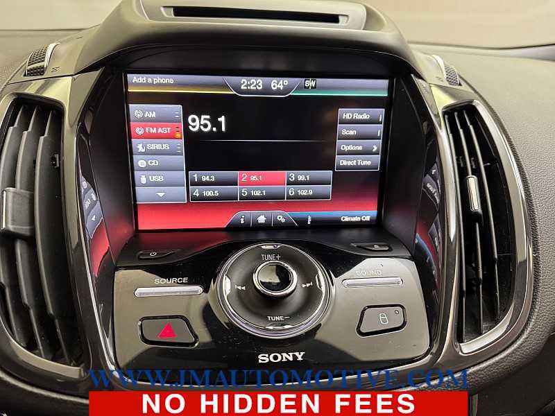 Used 2015 Ford Escape Titanium w/ Equipment Group 301A AWD/4WD image 22
