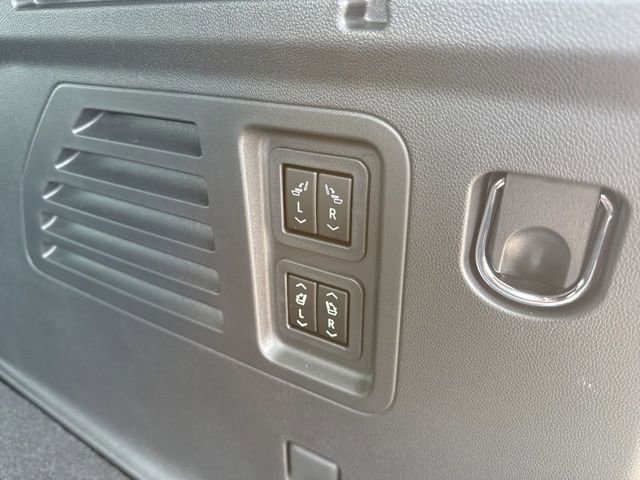 New 2026 Chevrolet Traverse RS image 46