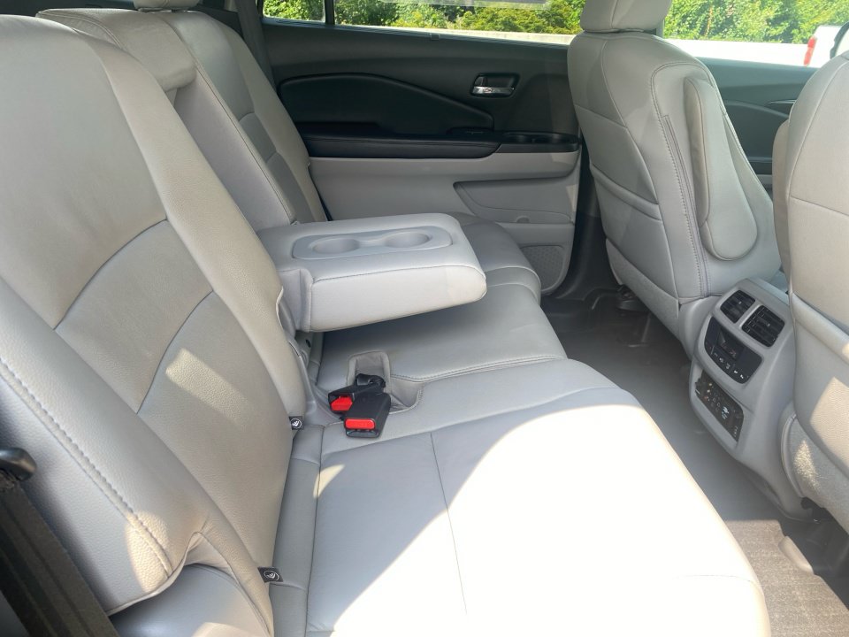 Used 2017 Honda Pilot Touring image 33