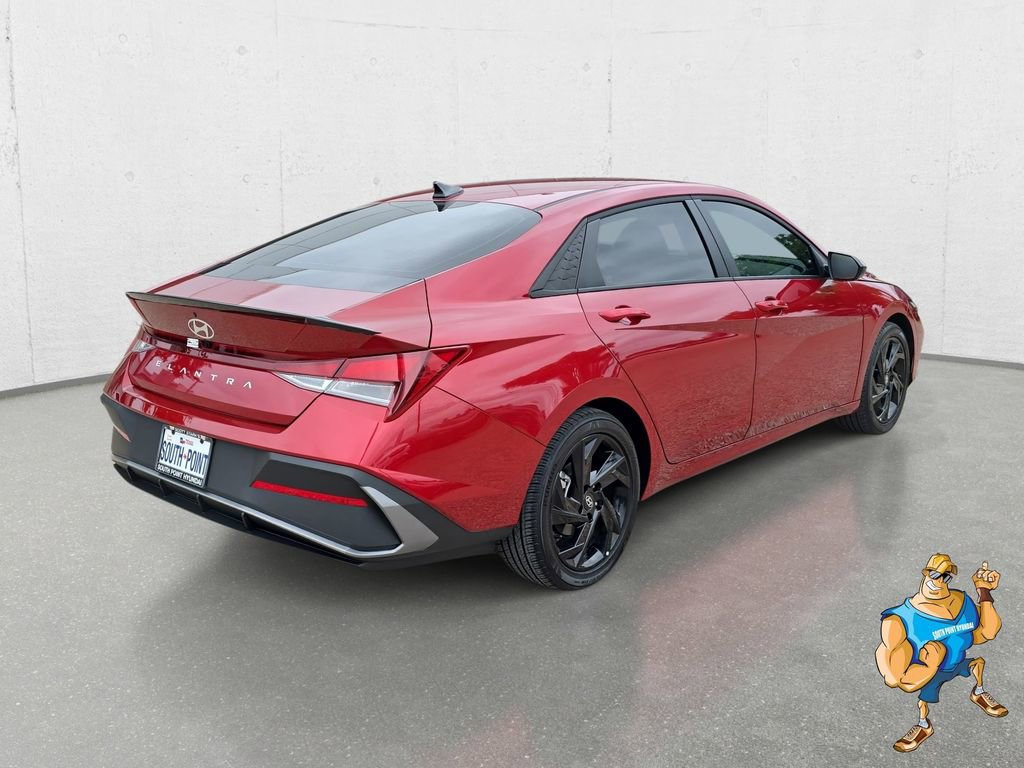Certified 2026 Hyundai Elantra Sport FWD image 5