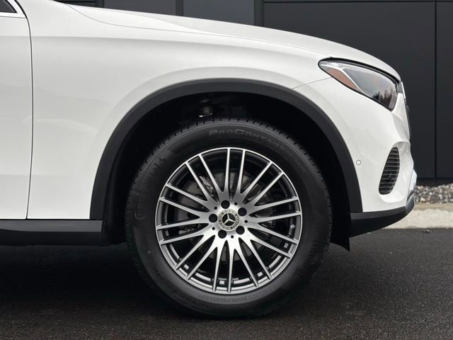 Used 2026 Mercedes-Benz GLC 300 4MATIC image 12
