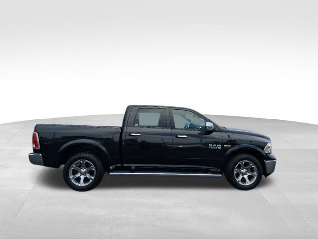 Used 2017 RAM 1500 Laramie w/ Convenience Group AWD/4WD image 6