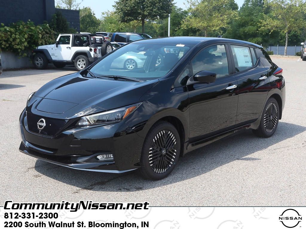 New 2025 Nissan Leaf SV Plus image 2