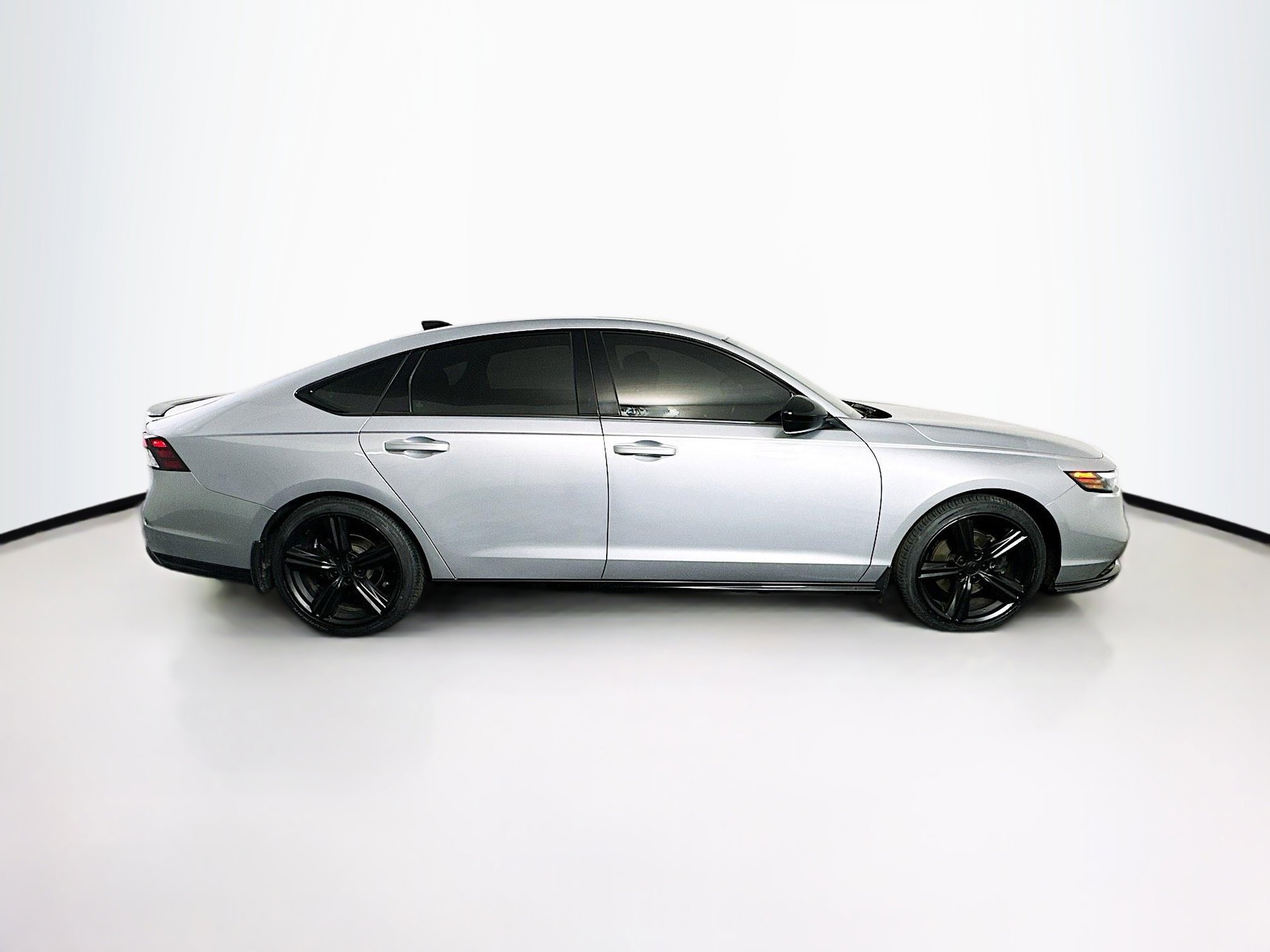 Used 2023 Honda Accord Sport image 10