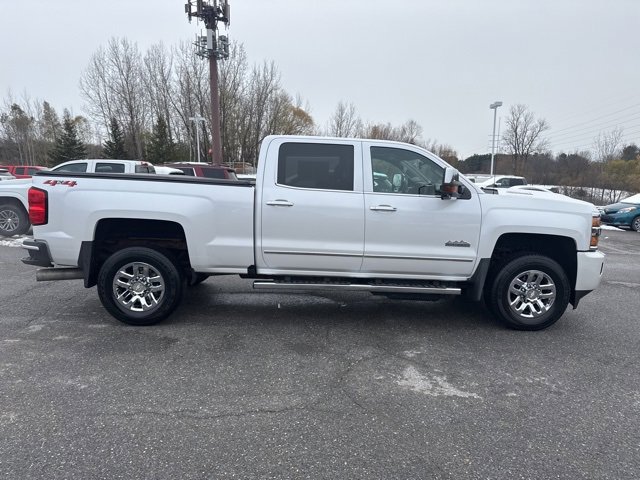 Used 2019 Chevrolet Silverado 3500 High Country w/ Duramax Plus Package image 7