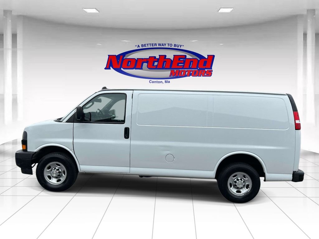 Used 2021 Chevrolet Express 2500 w/ Communications Package RWD image 10