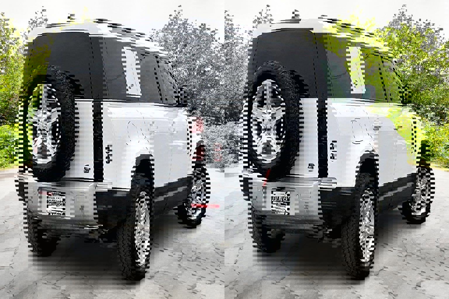 Used 2022 Land Rover Defender 110 SE image 13