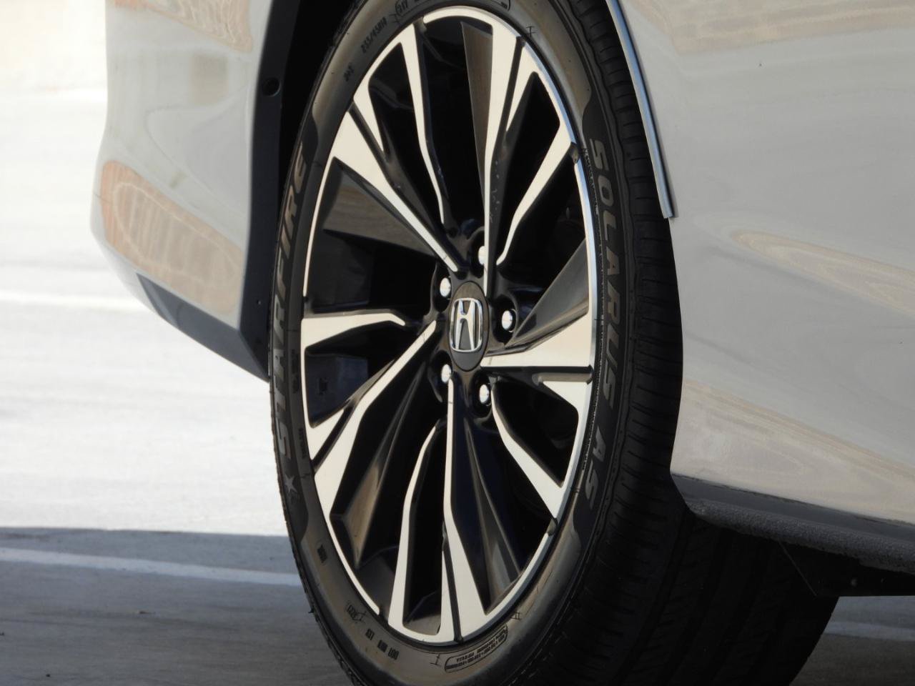 Used 2016 Honda Accord EX-L image 9