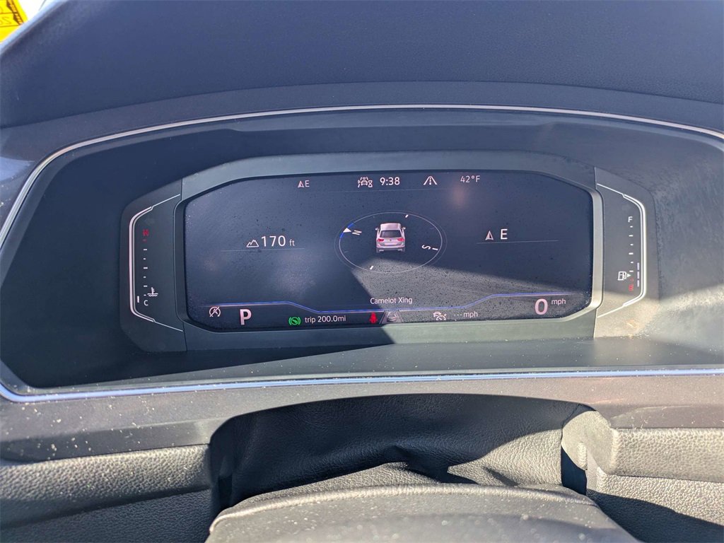 Used 2021 Volkswagen Tiguan SE image 35